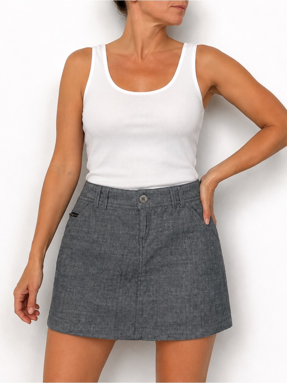 Converse One Star Womens Size 4 Gray Mini Skirt Utility Pockets Casual Y2K